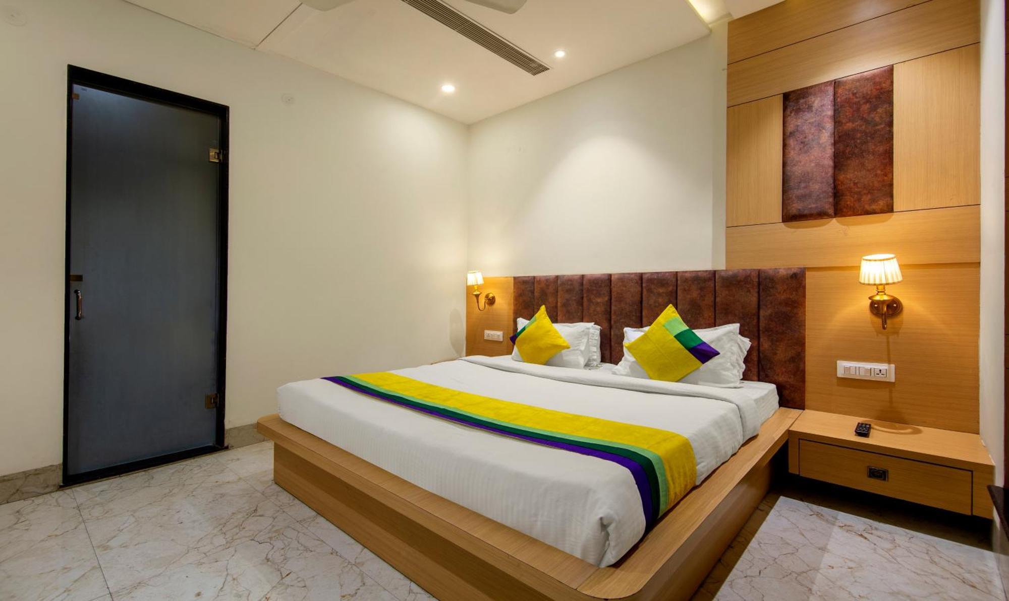 אמריצר Itsy Hotels Sehdev Residency, Near Golden Temple מראה חיצוני תמונה