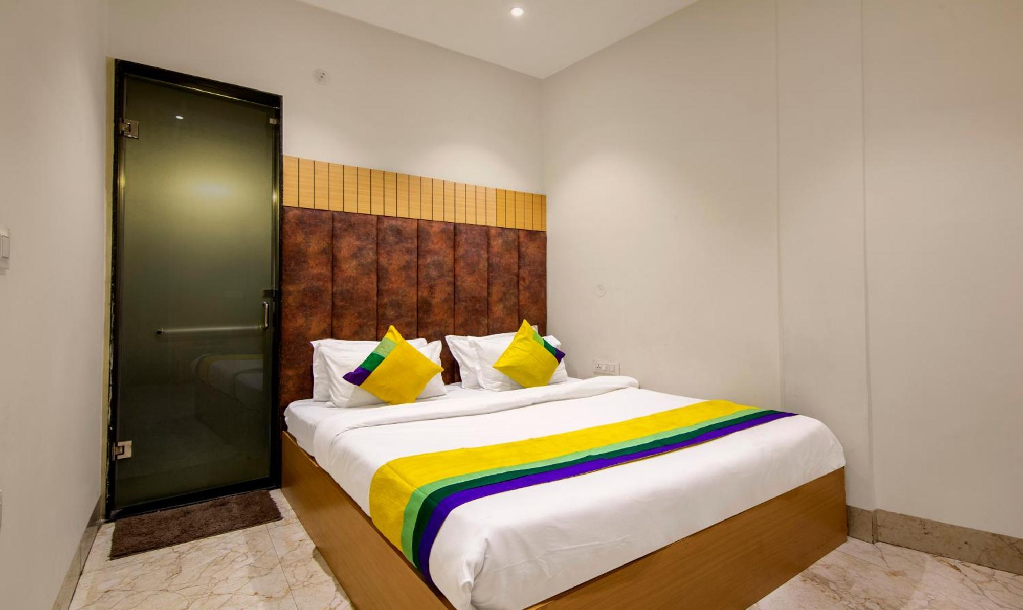 אמריצר Itsy Hotels Sehdev Residency, Near Golden Temple מראה חיצוני תמונה