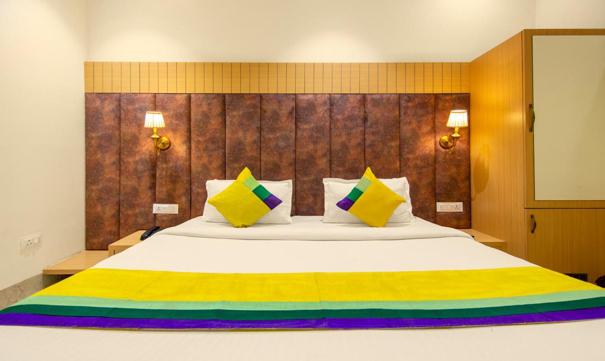 אמריצר Itsy Hotels Sehdev Residency, Near Golden Temple מראה חיצוני תמונה